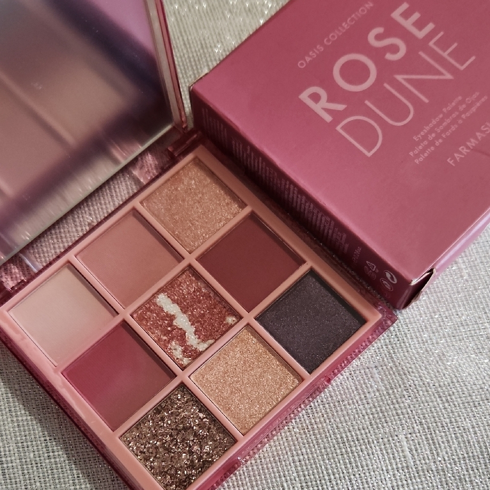 Farmasi Pink and Gold Eyeshadow Palette Vibrant Shades